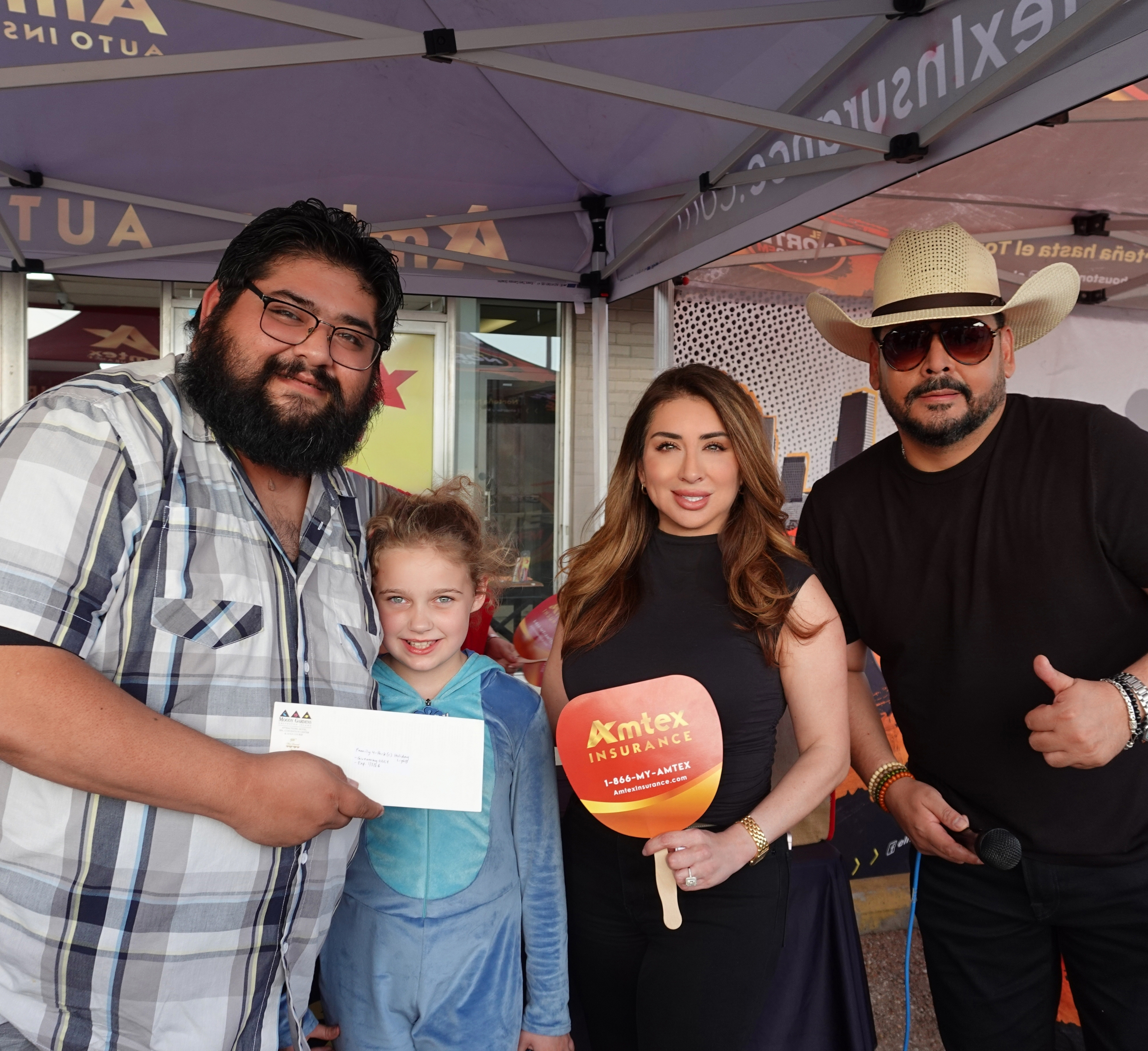 Amtex staff supporting a seasonal community drive